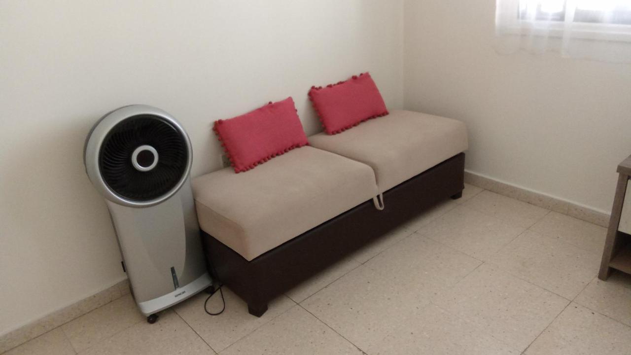 2 Bedroom Apartment In Makenzi Λάρνακα Εξωτερικό φωτογραφία