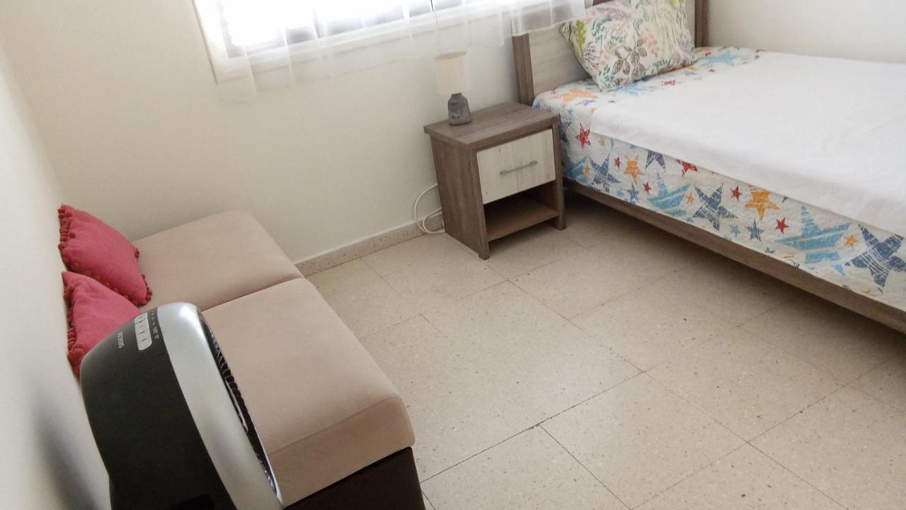 2 Bedroom Apartment In Makenzi Λάρνακα Εξωτερικό φωτογραφία